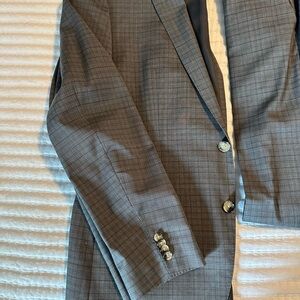 Hugo Boss Gray Suits Premium Wool Modern Cut